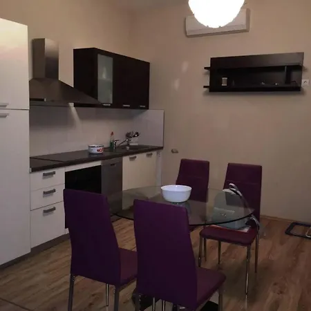 House Apartment Split