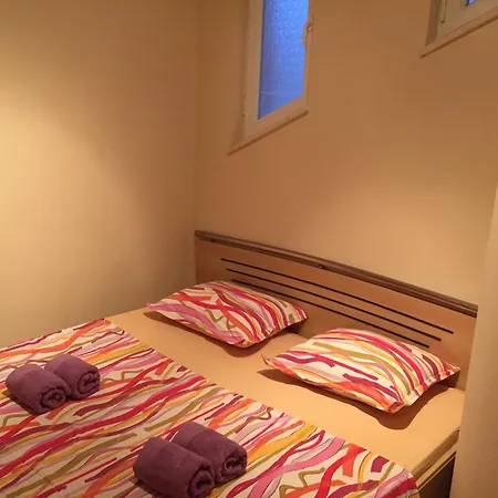 House Apartment *