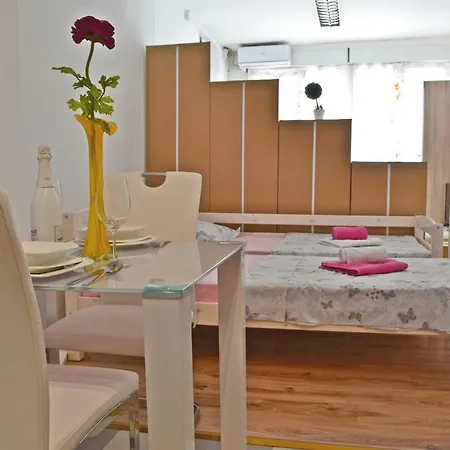 House Apartment Split
