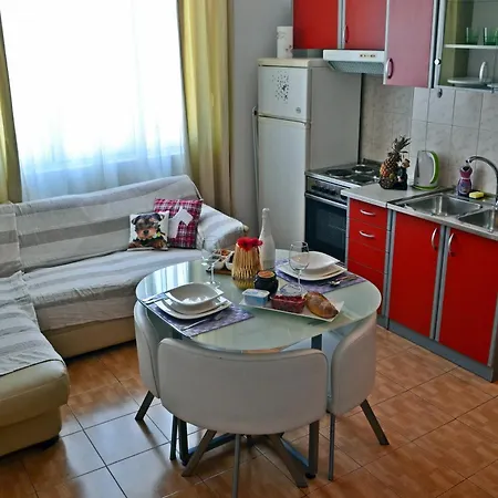 House Apartment *