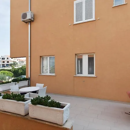 Apartment House *