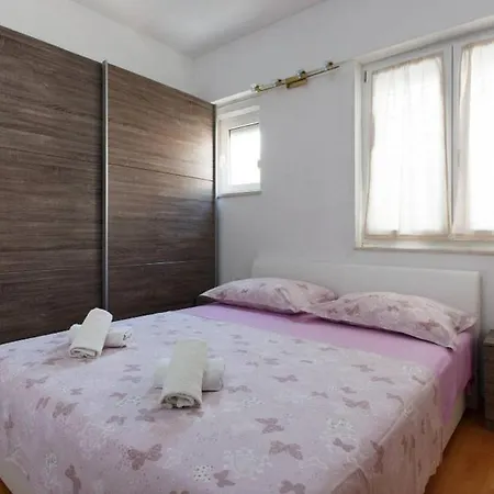 Apartment House